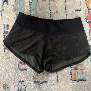 Lululemon Shorts Size 2